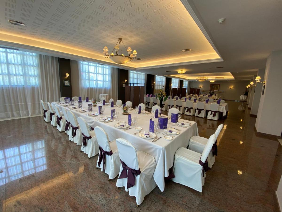 Hotel Lasa Sport บายาโดลิด ภายนอก รูปภาพ