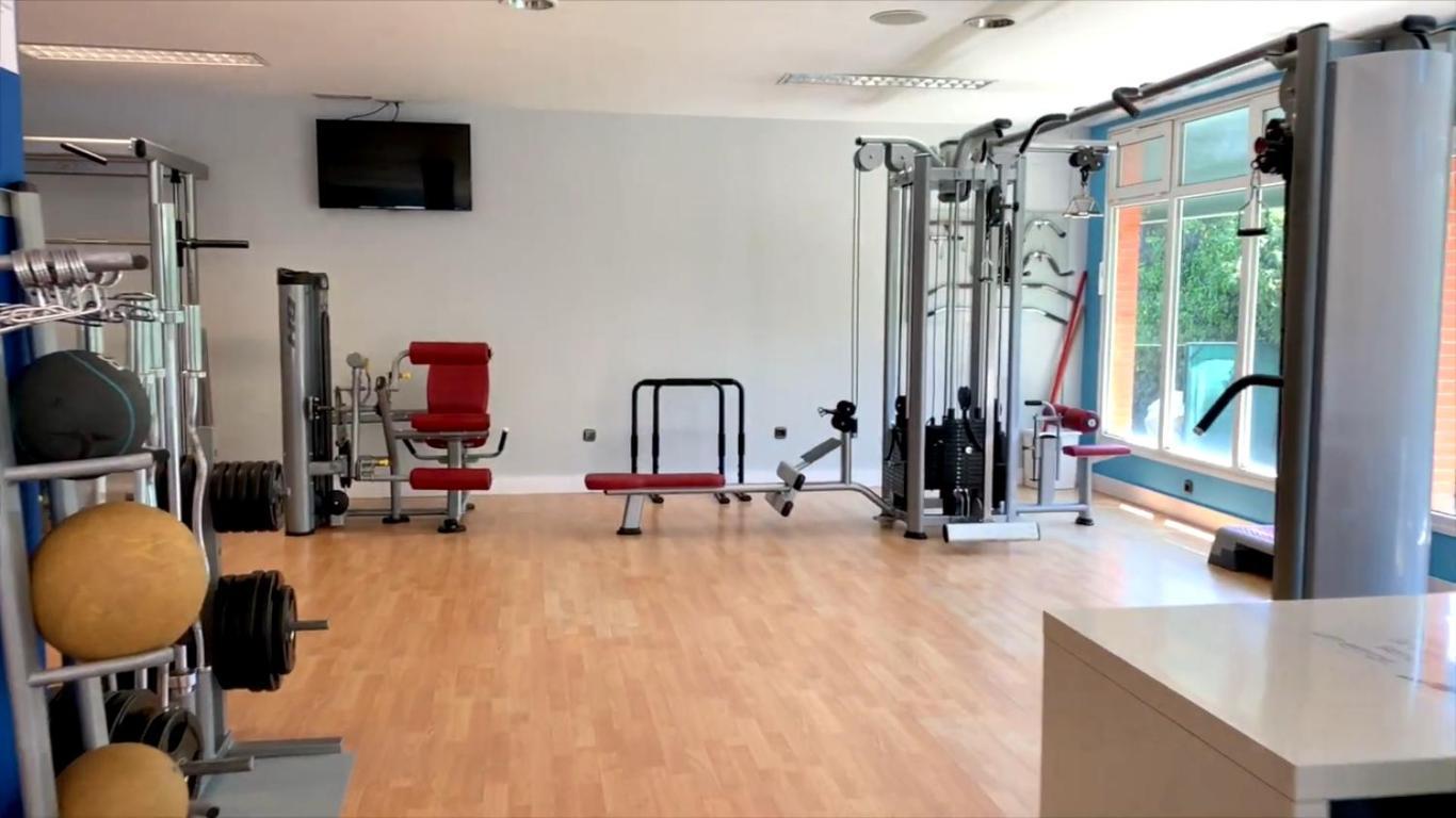 Hotel Lasa Sport บายาโดลิด ภายนอก รูปภาพ