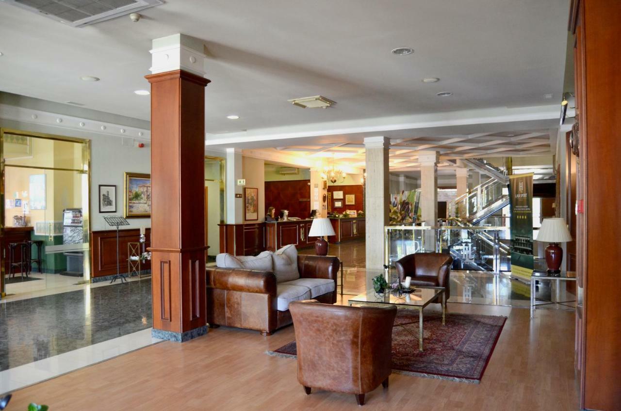 Hotel Lasa Sport บายาโดลิด ภายนอก รูปภาพ